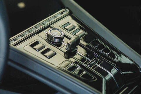 2025 Aston Martin DB12 V8