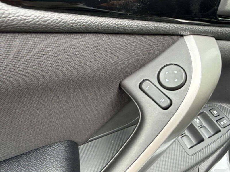2026 Mitsubishi Eclipse Cross ES
