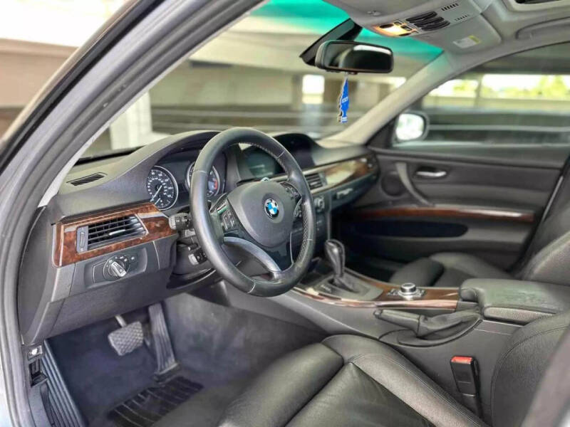 2011 BMW 3 Series 335i
