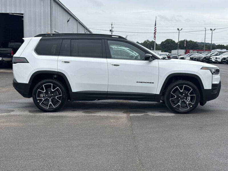 2026 Jeep Cherokee Overland