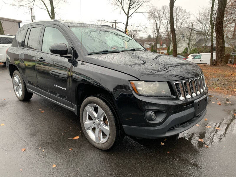 2014 Jeep Compass Latitude photo 4