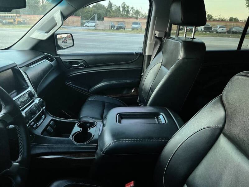 2017 Chevrolet Suburban LT