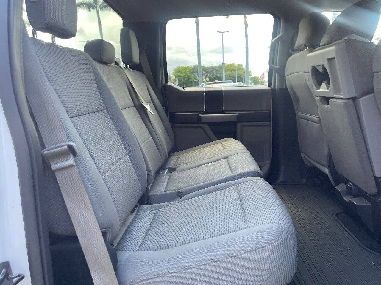 2017 Ford F-250 Super Duty  - $21,900