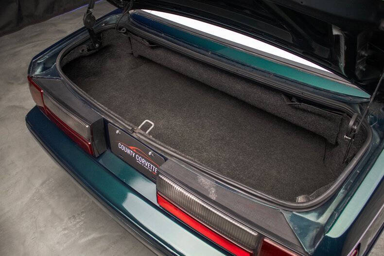 1990 Ford Mustang