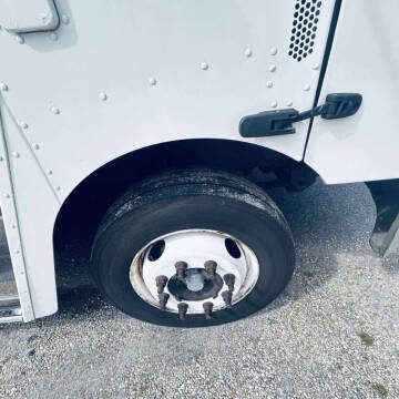 2016 Freightliner MT55 Chassis