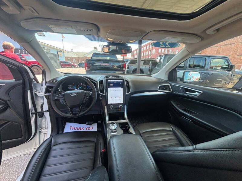 2022 Ford Edge SEL