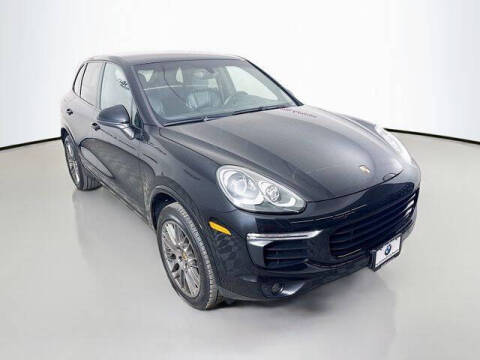2017 Porsche Cayenne Platinum Edition
