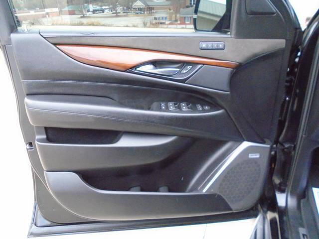 2018 Cadillac Escalade Luxury