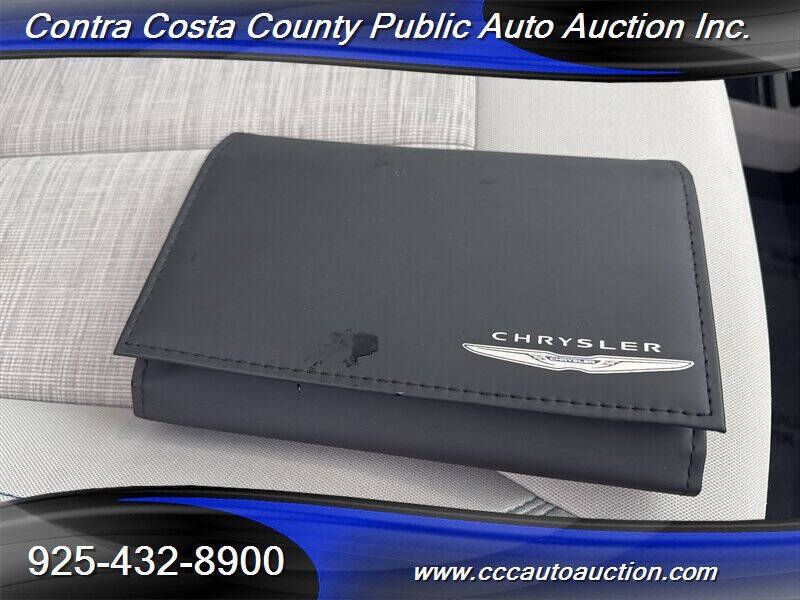 2017 Chrysler Pacifica Hybrid Touring Plus