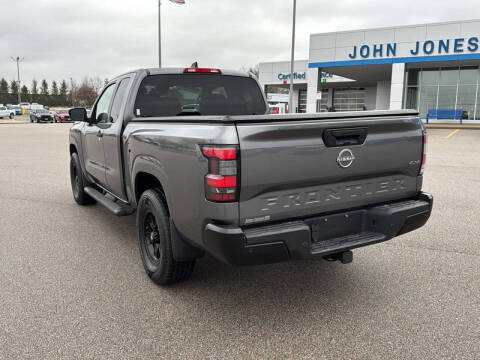 2022 Nissan Frontier S