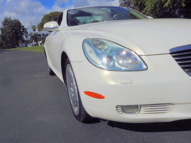 2004 Lexus SC 430