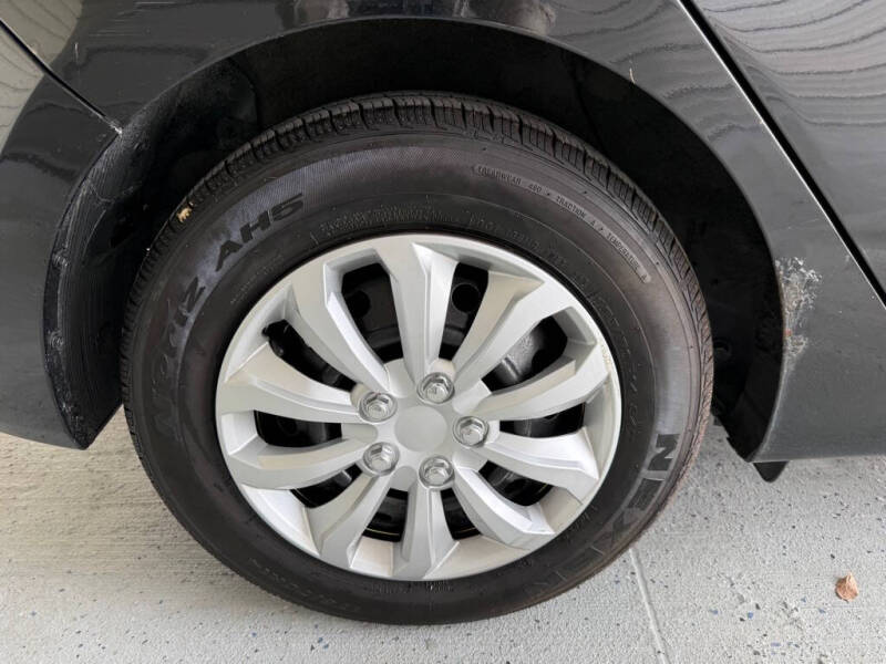 2016 Hyundai Accent SE