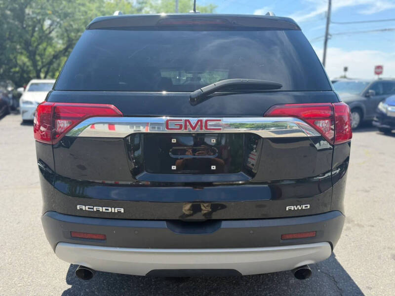 2018 GMC Acadia SLE-2