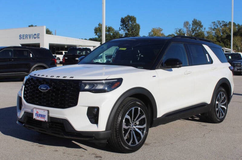 2025 Ford Explorer ST-Line