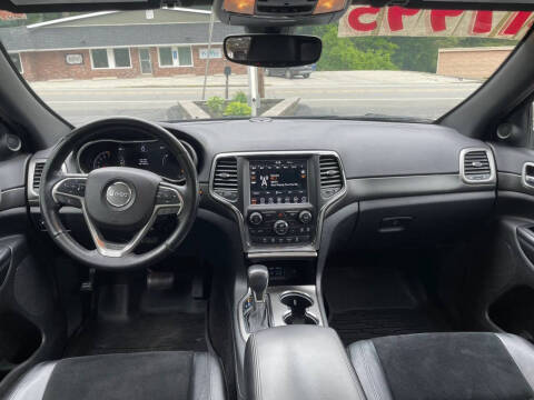 2018 Jeep Grand Cherokee Altitude