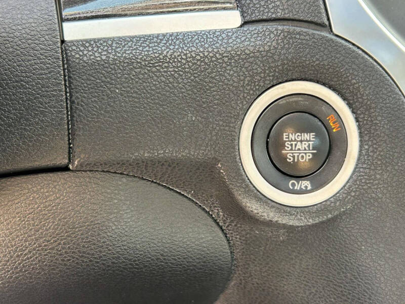 2017 Chrysler 300 Limited