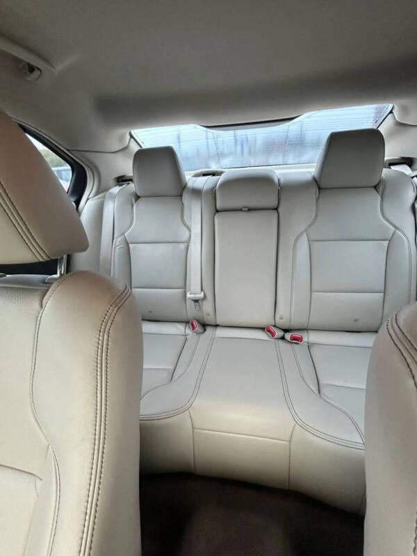 2011 Ford Taurus SEL