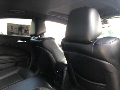 2017 Dodge Charger SXT