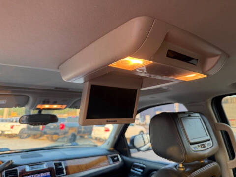 2013 Cadillac Escalade Platinum Edition