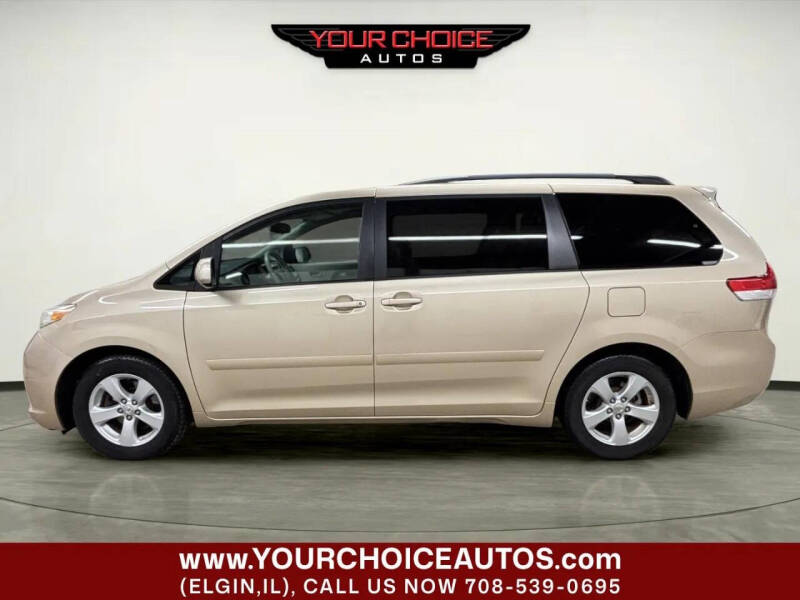 2012 Toyota Sienna LE 8-Passenger
