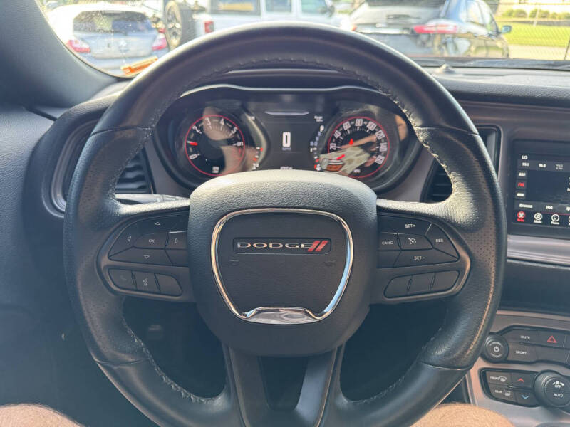 2023 Dodge Challenger SXT