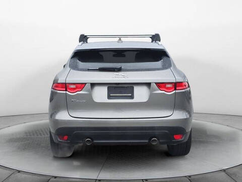 2018 Jaguar F-PACE 25t Premium