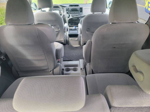 2011 Toyota Sienna
