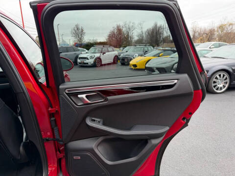 2019 Porsche Macan S