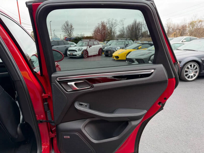 2019 Porsche Macan S