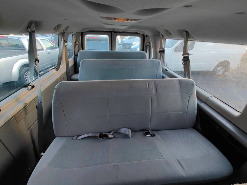 2007 Ford E-Series E-350 SD XLT