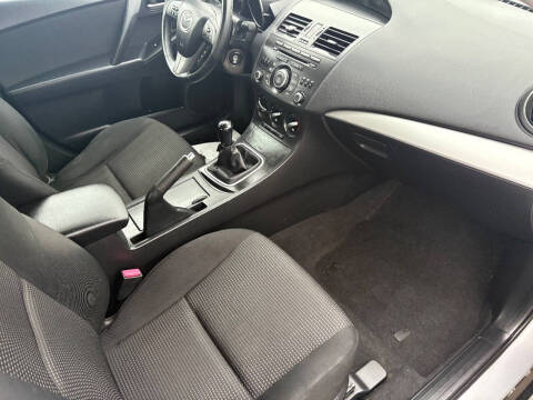 2012 Mazda MAZDA3 i Touring