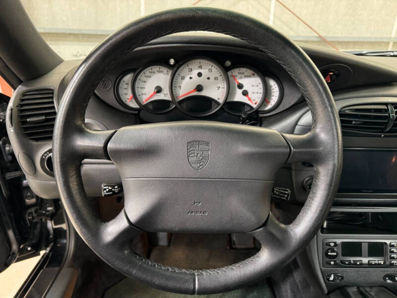 1999 Porsche 911 Carrera