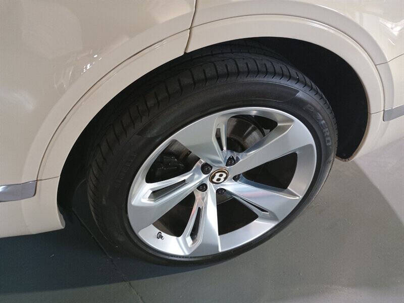 2019 Bentley Bentayga 100