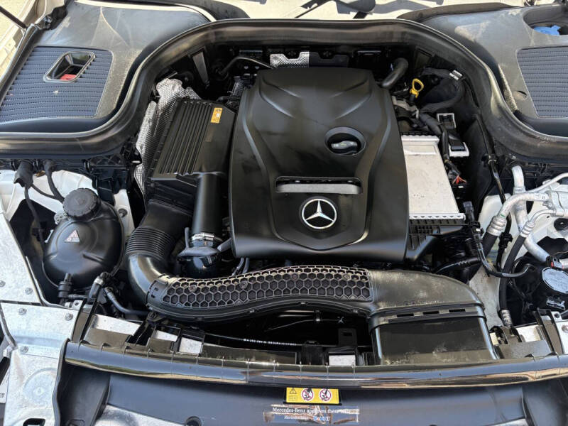 2017 Mercedes-Benz GLC GLC 300