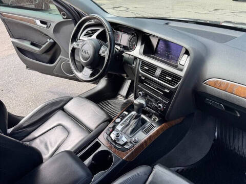 2015 Audi A4 2.0T quattro Premium Plus