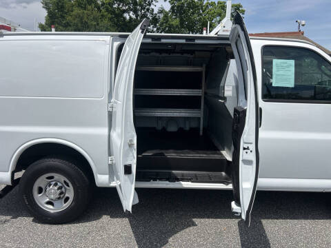2017 Chevrolet Express 2500