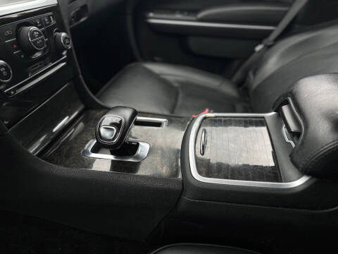 2013 Chrysler 300 C