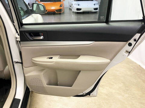 2014 Subaru Outback 2.5i