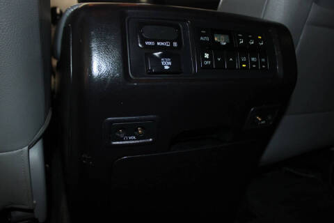 2014 Toyota Sequoia Platinum