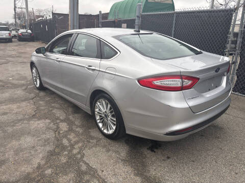 2014 Ford Fusion SE