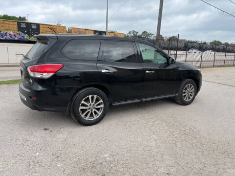 2013 Nissan Pathfinder Platinum