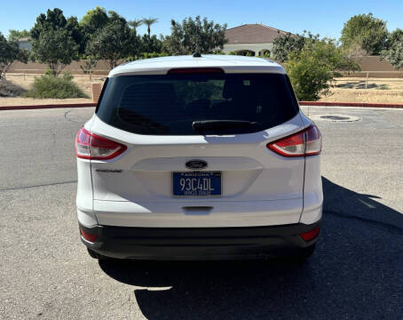 2016 Ford Escape S