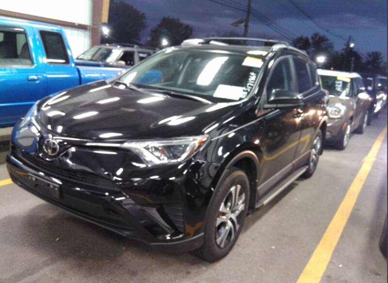 2018 Toyota RAV4 for sale at Drive Deleon in Yonkers NY