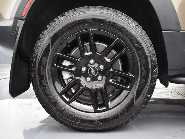 2023 Land Rover Defender 90 SE