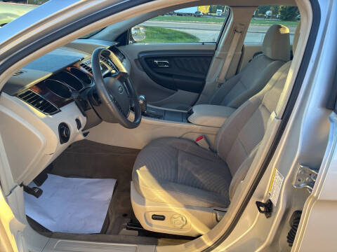 2012 Ford Taurus SEL