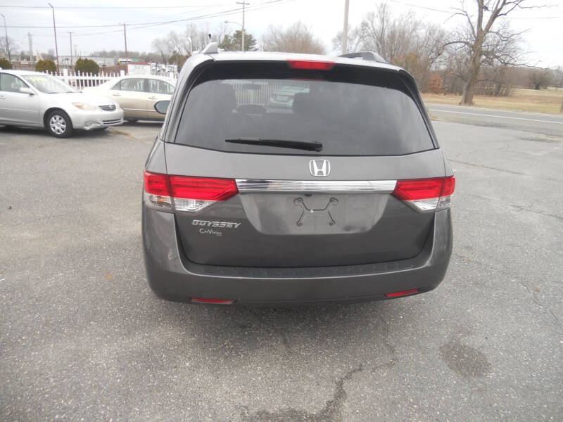 2015 Honda Odyssey EX photo 14