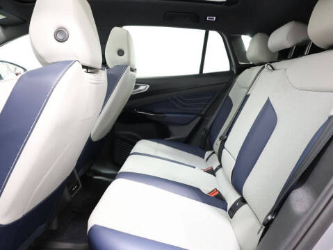 2024 Volkswagen ID.4 S