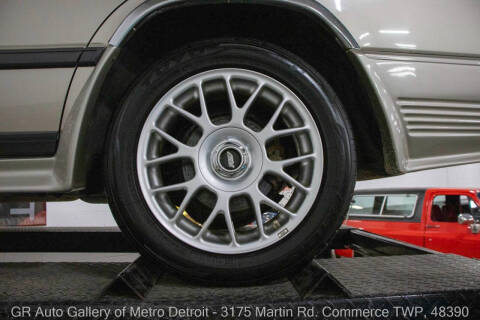 1986 Mercedes-Benz 230E