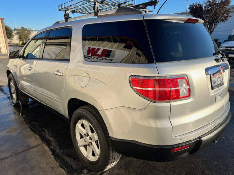 2010 Saturn Outlook XE Premium