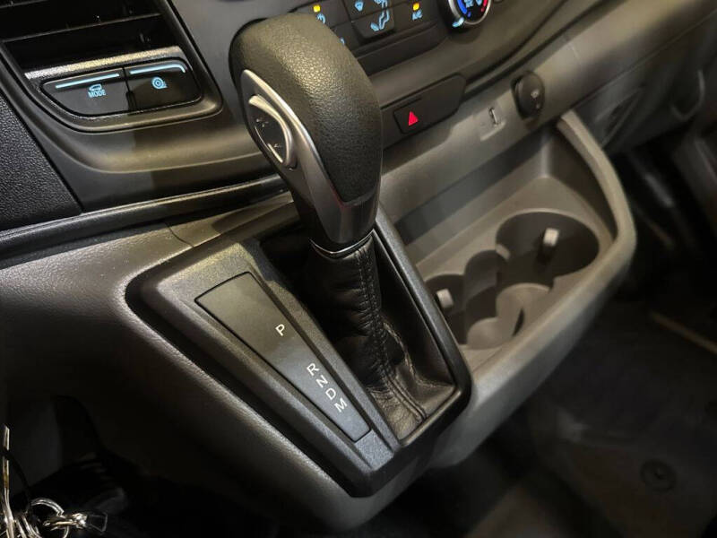 2025 Ford Transit